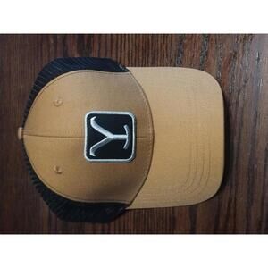 Yellowstone Paramount Snap Back Cap Hat Brown Trucker Mesh Cowboy Logo Mens